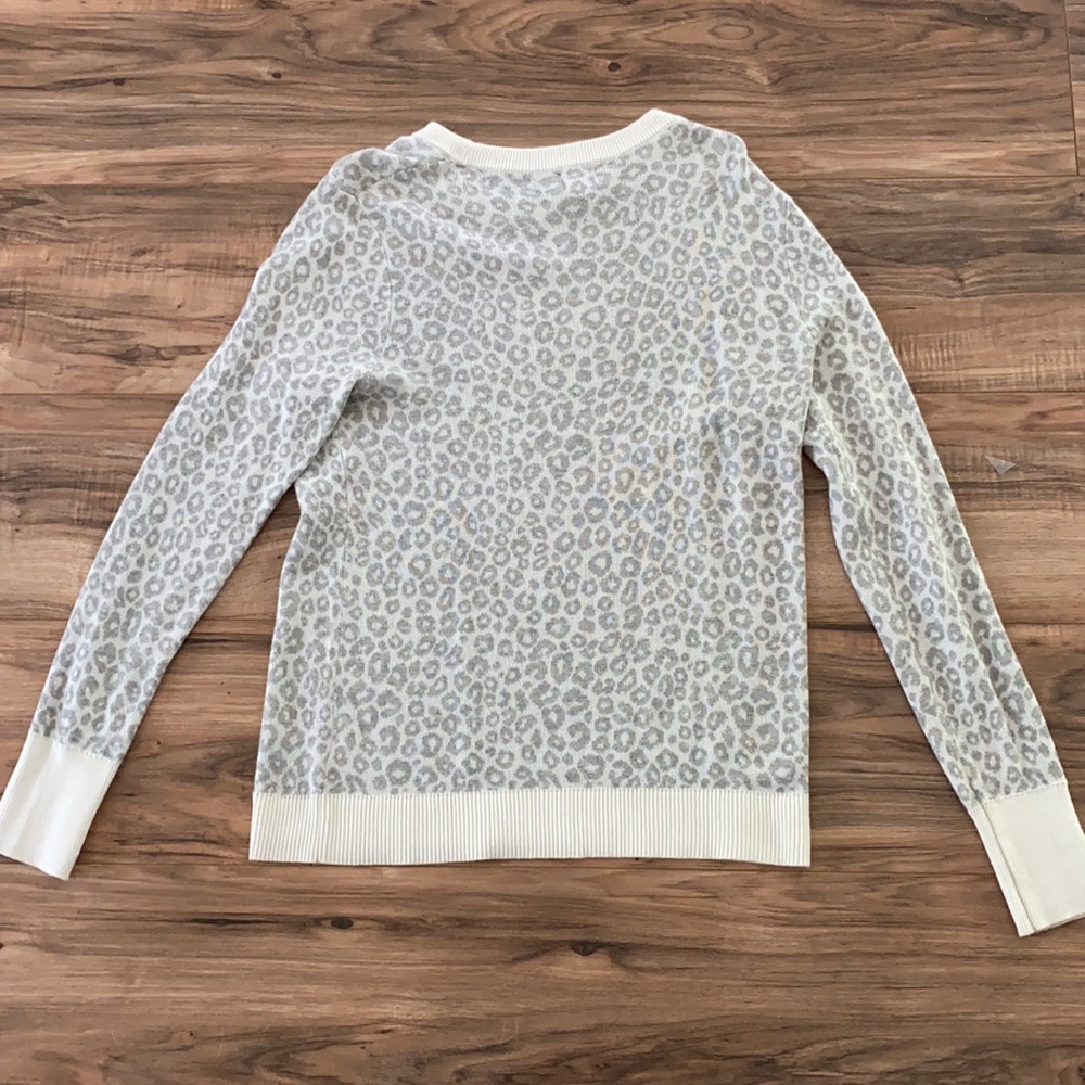 Sweater - Picture 3 of 3